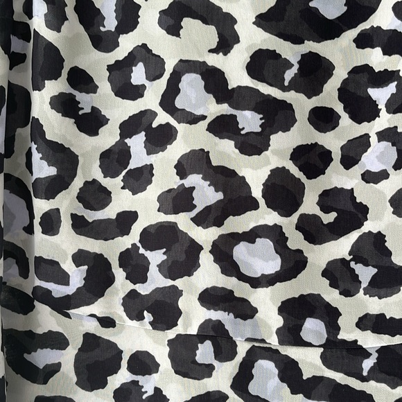 Cabi Tank Top Excellent Condition - Picture 2 of 8